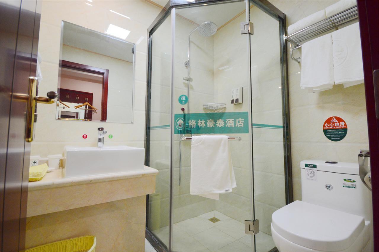 Greentree Inn Huai'An Bus Station Golden Eagle Xinya Huaihai Road Business Hotel Exterior foto