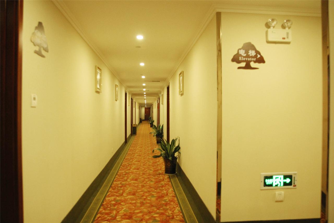 Greentree Inn Huai'An Bus Station Golden Eagle Xinya Huaihai Road Business Hotel Exterior foto